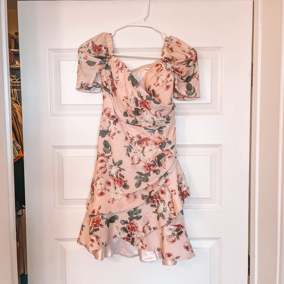 Floral pink dress